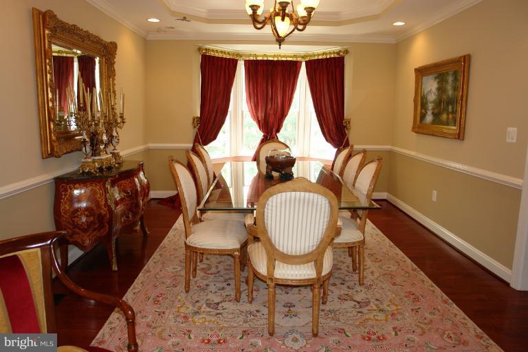 12107 Sheets Farm Road North Potomac, MD 20878 - Photo 17 of 30 Dining Room