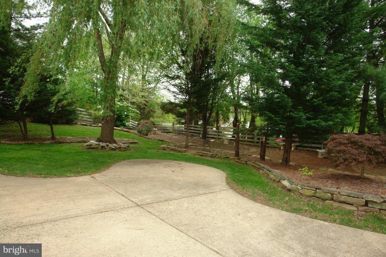 12107 Sheets Farm Road North Potomac, MD 20878 - Photo 23 of 30 Exterior (General)