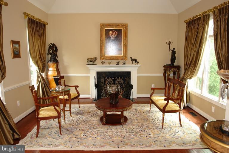 12107 Sheets Farm Road North Potomac, MD 20878 - Photo 29 of 30 Interior (General)