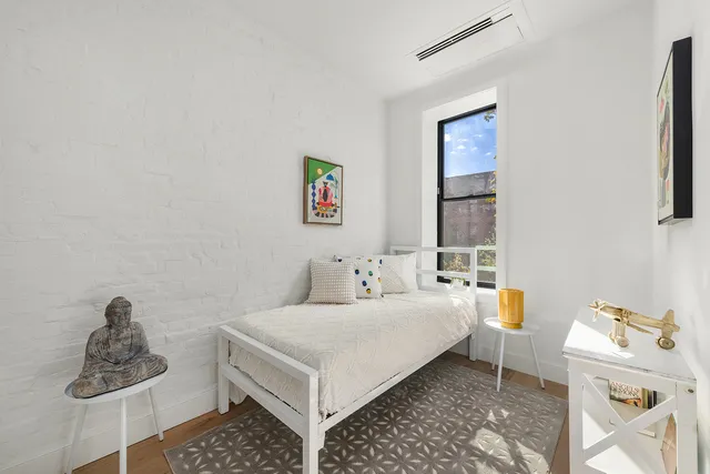 $2,100,000 | 665 Degraw Street, Unit 2 | Park Slope