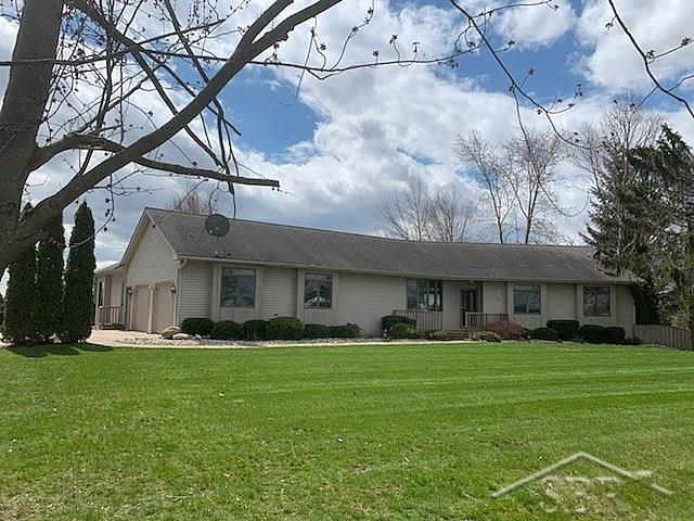 10906 Easton Road New Lothrop, MI 48460 - Photo 1 of 17 50007273.JPG