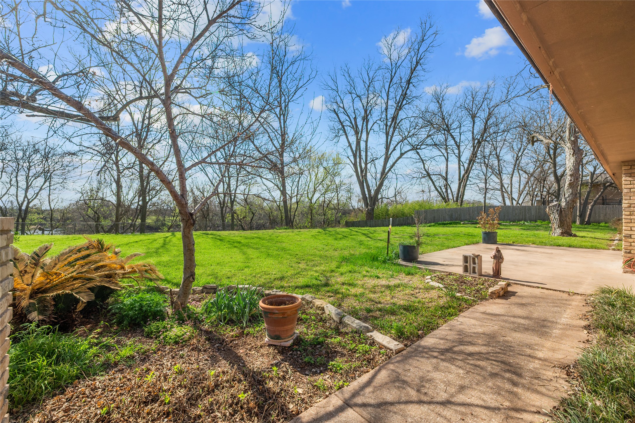 7705 Shelton Road Austin, TX 78725 - Photo 6 of 13