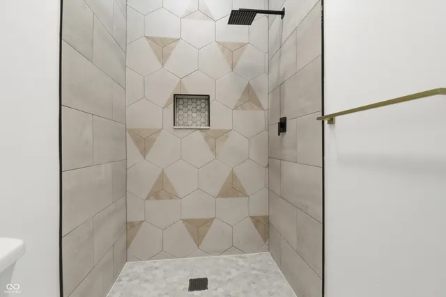 $2,500 | 29 North State Avenue, Indianapolis, IN 46201