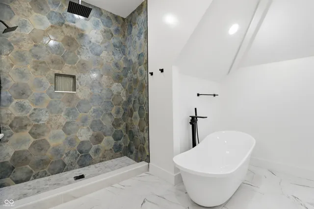 $2,500 | 29 North State Avenue, Indianapolis, IN 46201