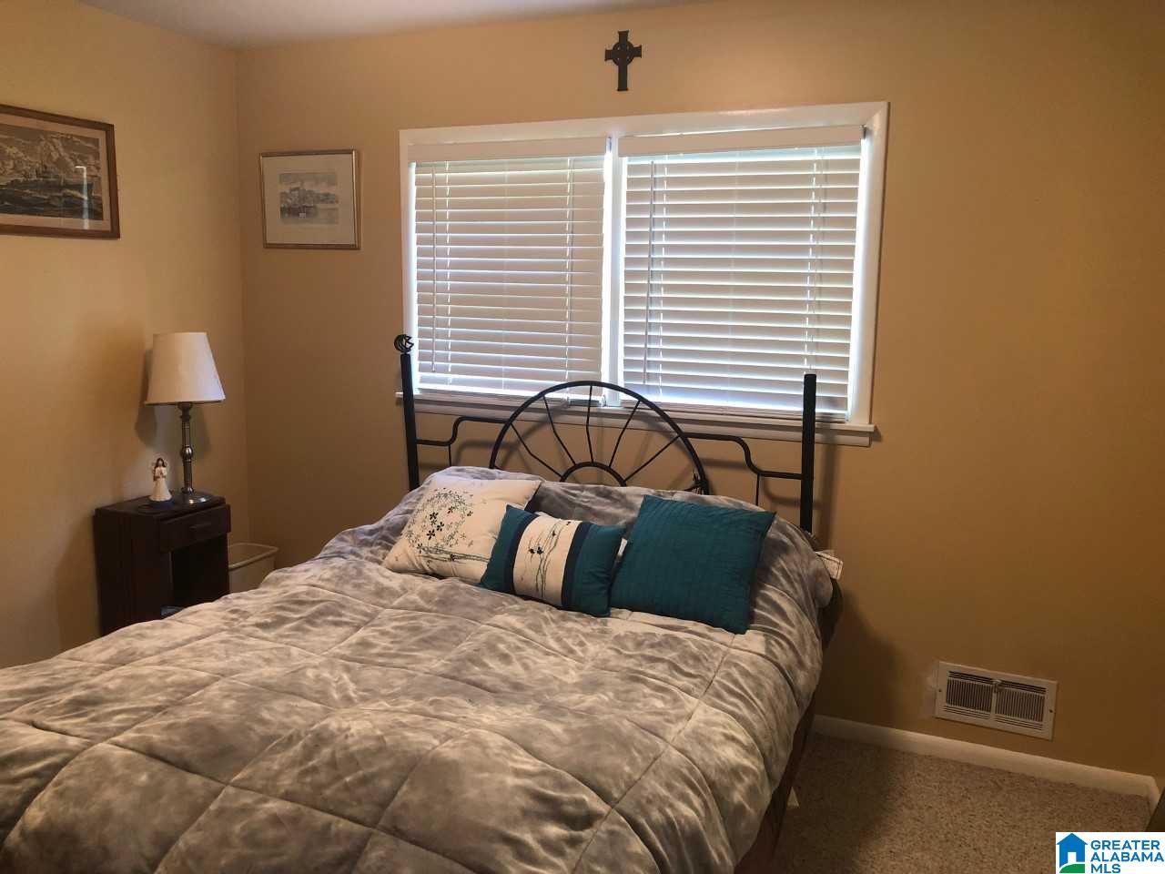 948 Martinwood Road Birmingham, AL 35235 - Photo 12 of 18
