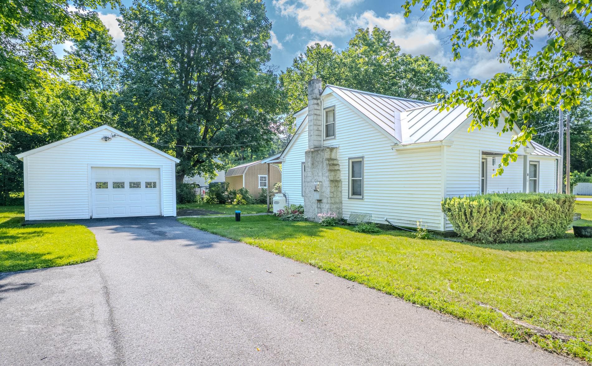 14 Brayton Road Poultney, VT 05764 - Photo 4 of 28