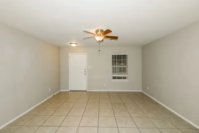$1,945 | 3643 Bridgebluff Lane, Katy, TX 77449