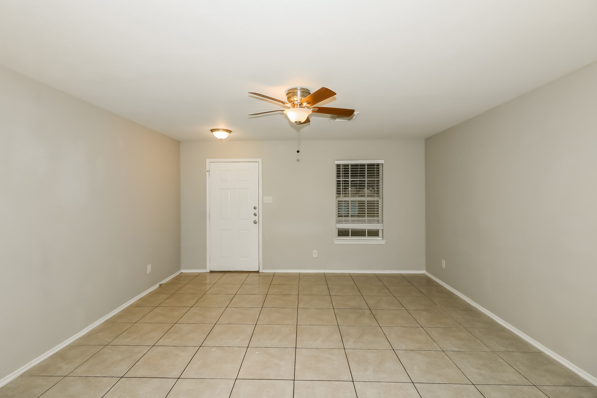 3643 Bridgebluff Lane Katy, TX 77449 - Photo 2 of 18