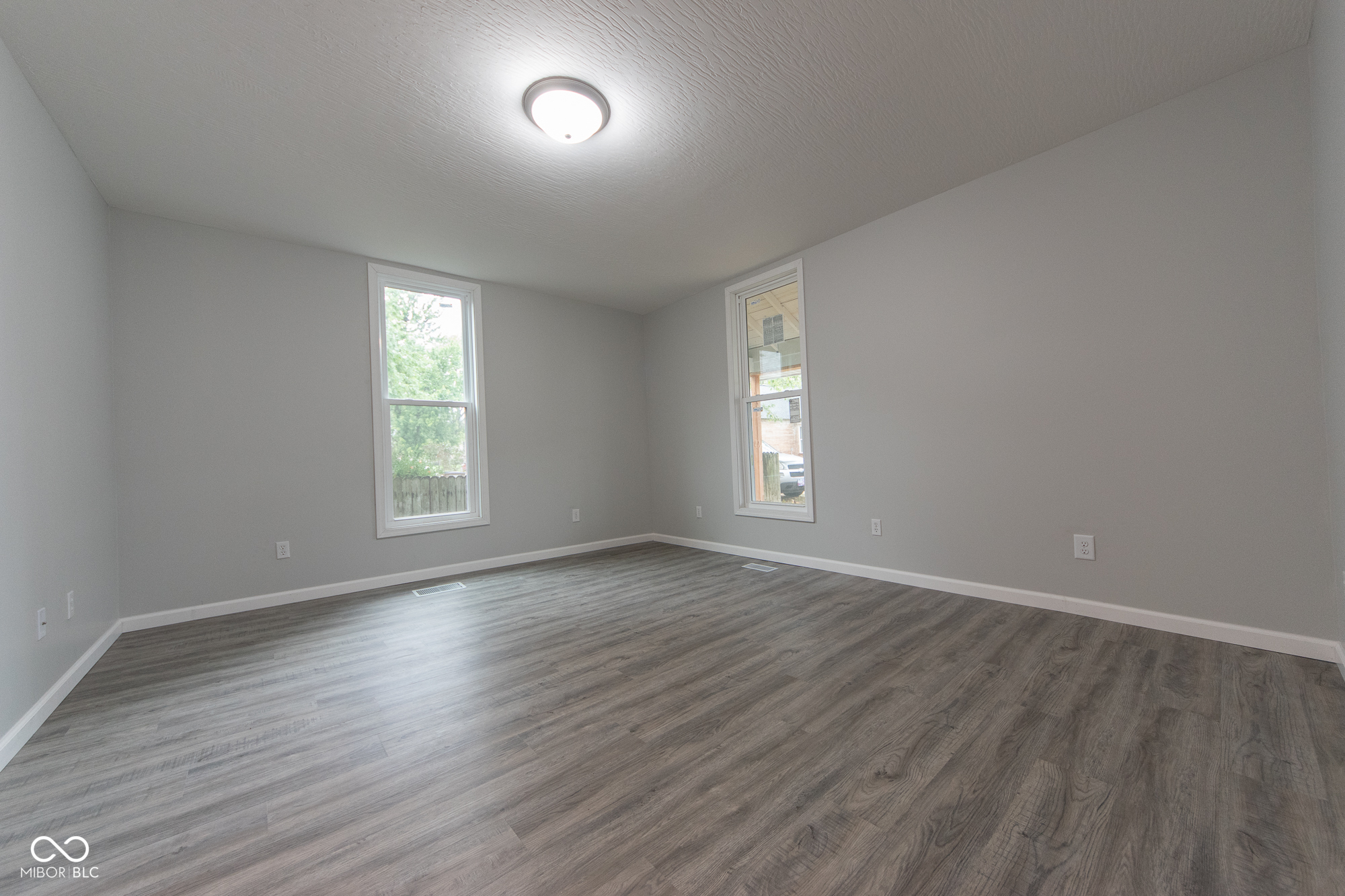 71 Cleveland Street Columbus, IN 47201 - Photo 17 of 23 Gallery Image 17