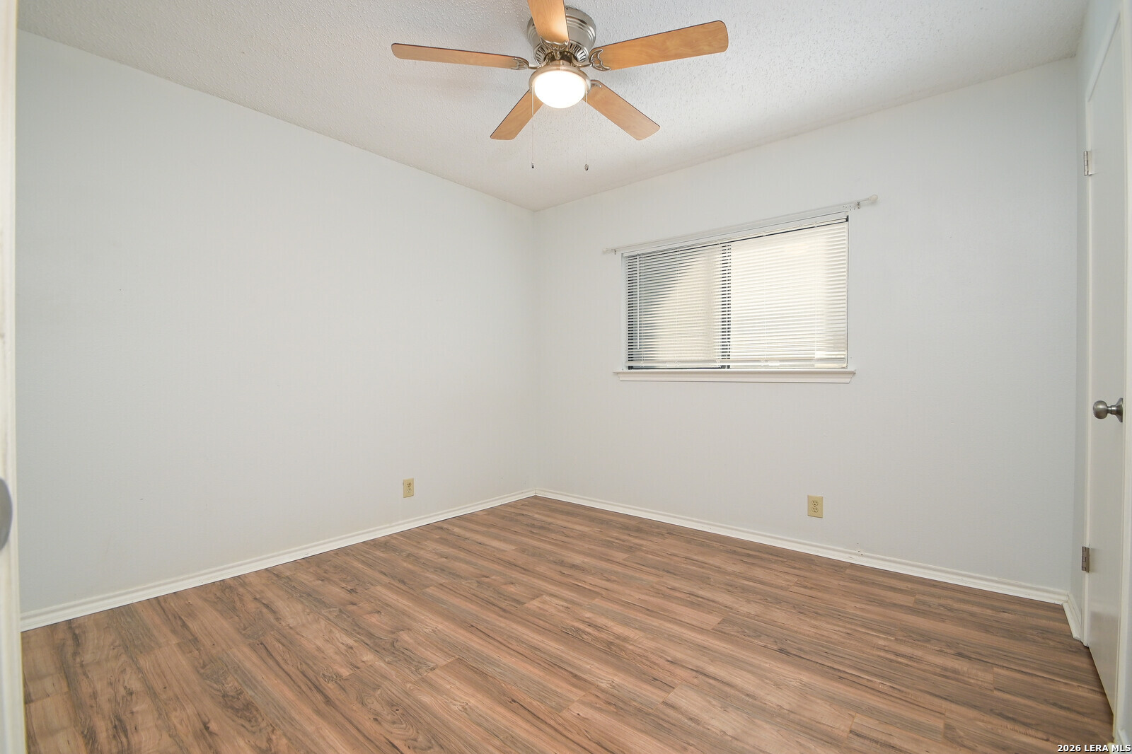 6927 Raintree Path San Antonio, TX 78233 - Photo 5 of 9