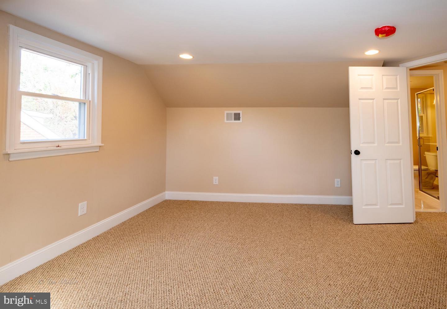 528 Windwood Road Baltimore, MD 21212 - Photo 22 of 36