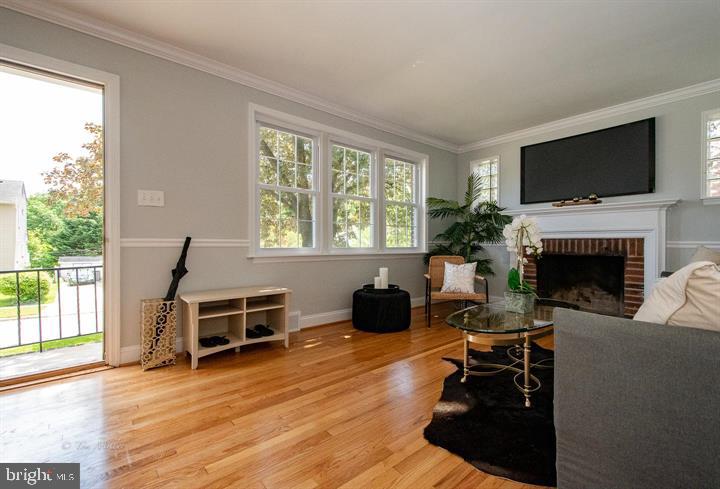 528 Windwood Road Baltimore, MD 21212 - Photo 5 of 36