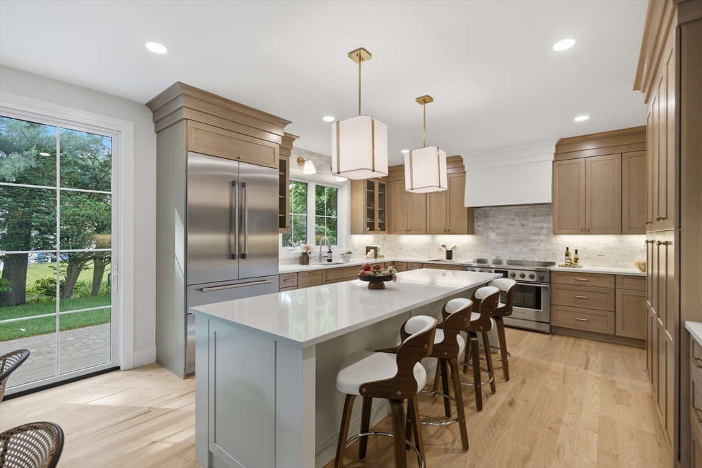 17 Whiting Way Needham, MA 02492 - Photo 11 of 41
