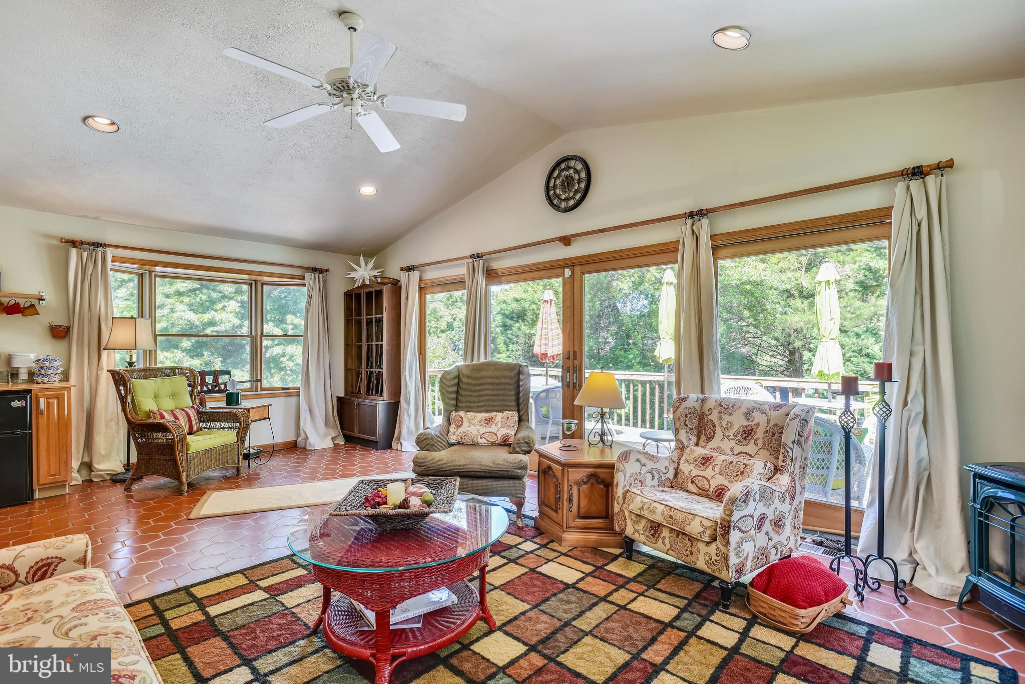 8820 Rachell Court Manassas, VA 20110 - Photo 1 of 73 Gallery Image 1