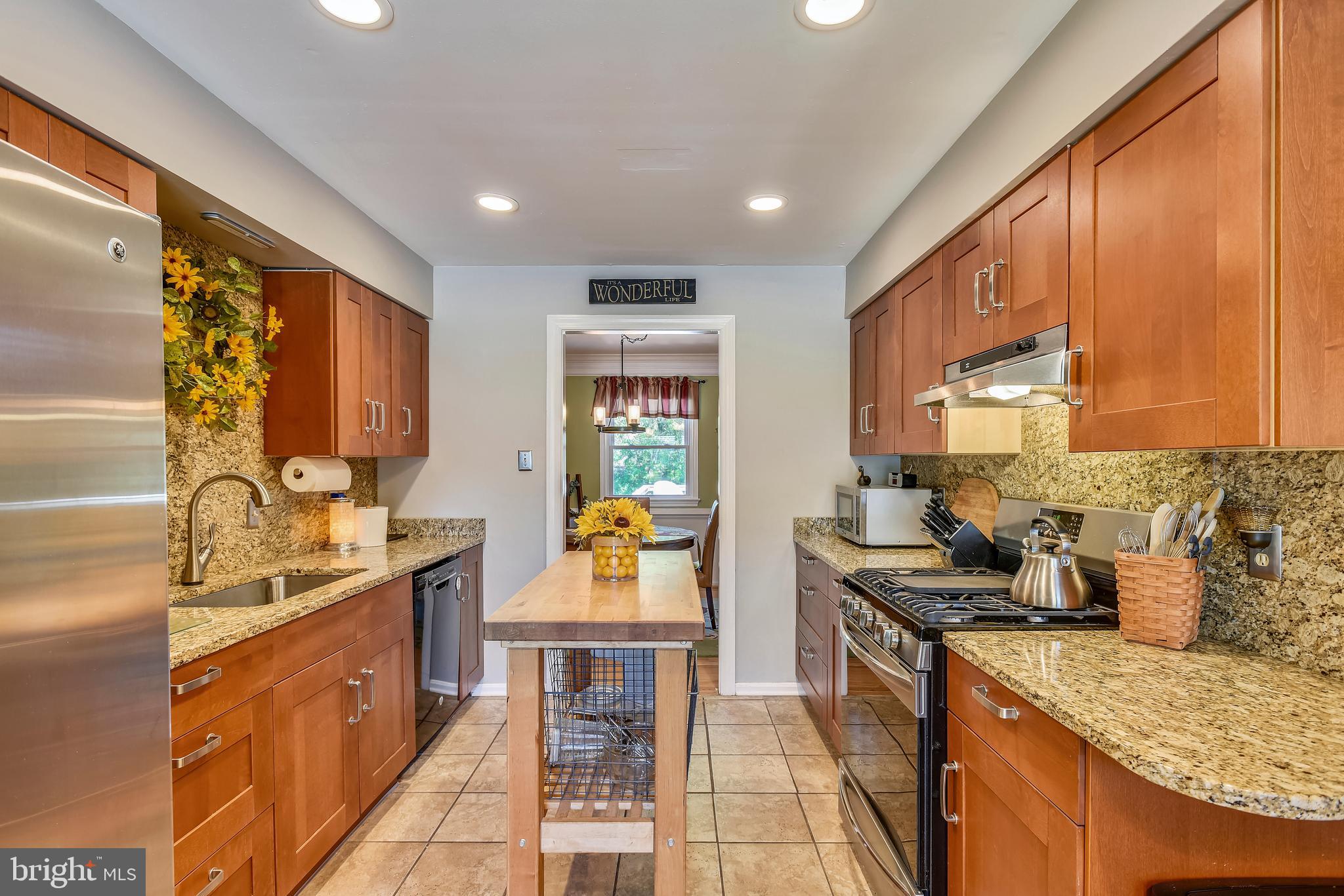 8820 Rachell Court Manassas, VA 20110 - Photo 7 of 73 Gallery Image 7