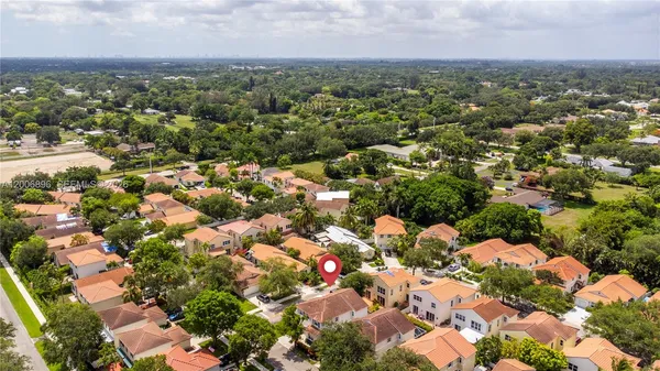 $4,300 | 14972 Southwest 50th Court, Davie, FL 33331