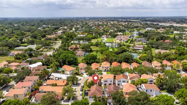 $4,300 | 14972 Southwest 50th Court, Davie, FL 33331