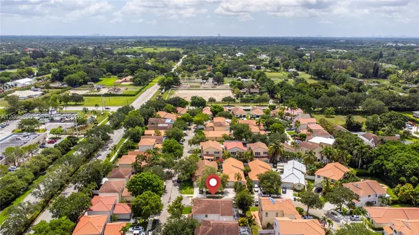 $4,300 | 14972 Southwest 50th Court, Davie, FL 33331