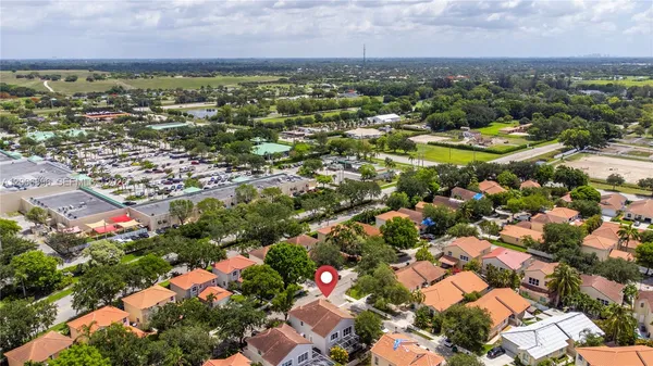 $4,300 | 14972 Southwest 50th Court, Davie, FL 33331