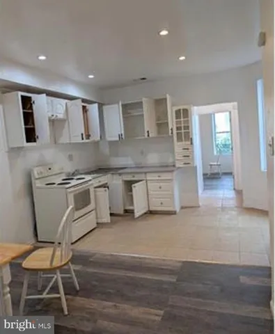 $1,476 | 5231 Greenway Avenue, Unit 2, Philadelphia, PA 19143