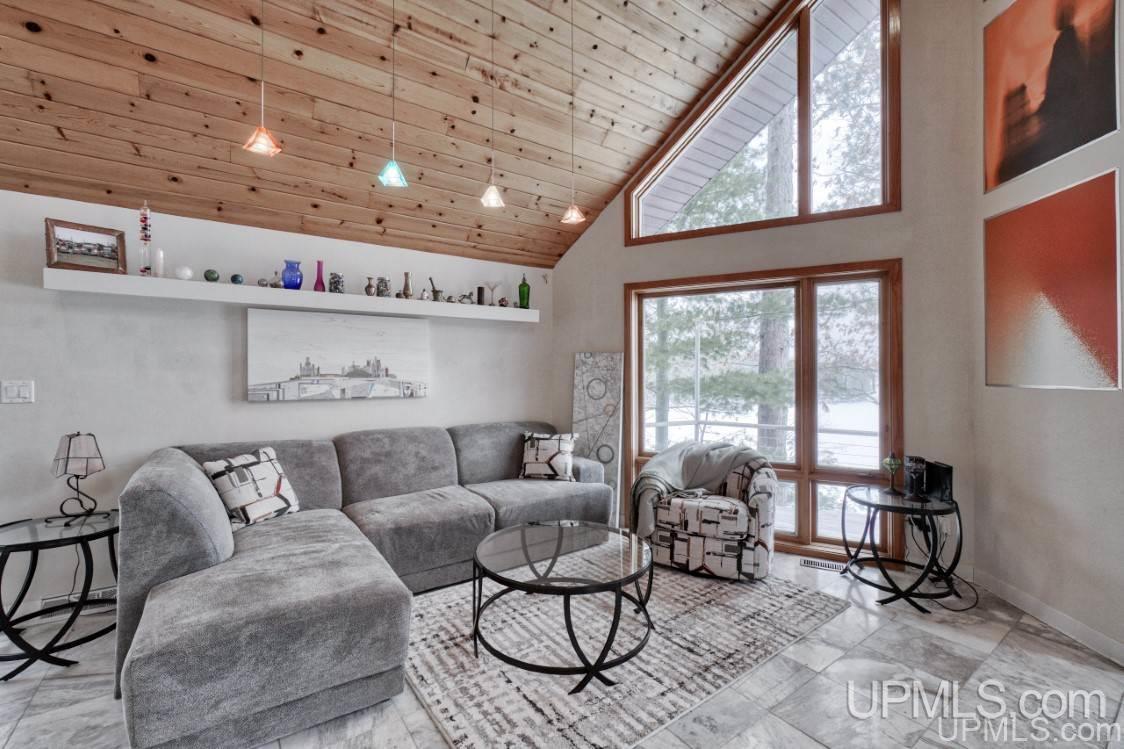 1659 Vivio Road Florence, WI 54121 - Photo 3 of 45 Gallery Image 3