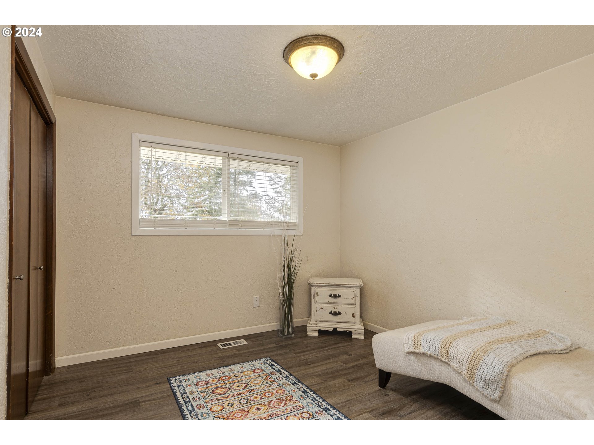15845 Oakdale Road Dallas, OR 97338 - Photo 13 of 35