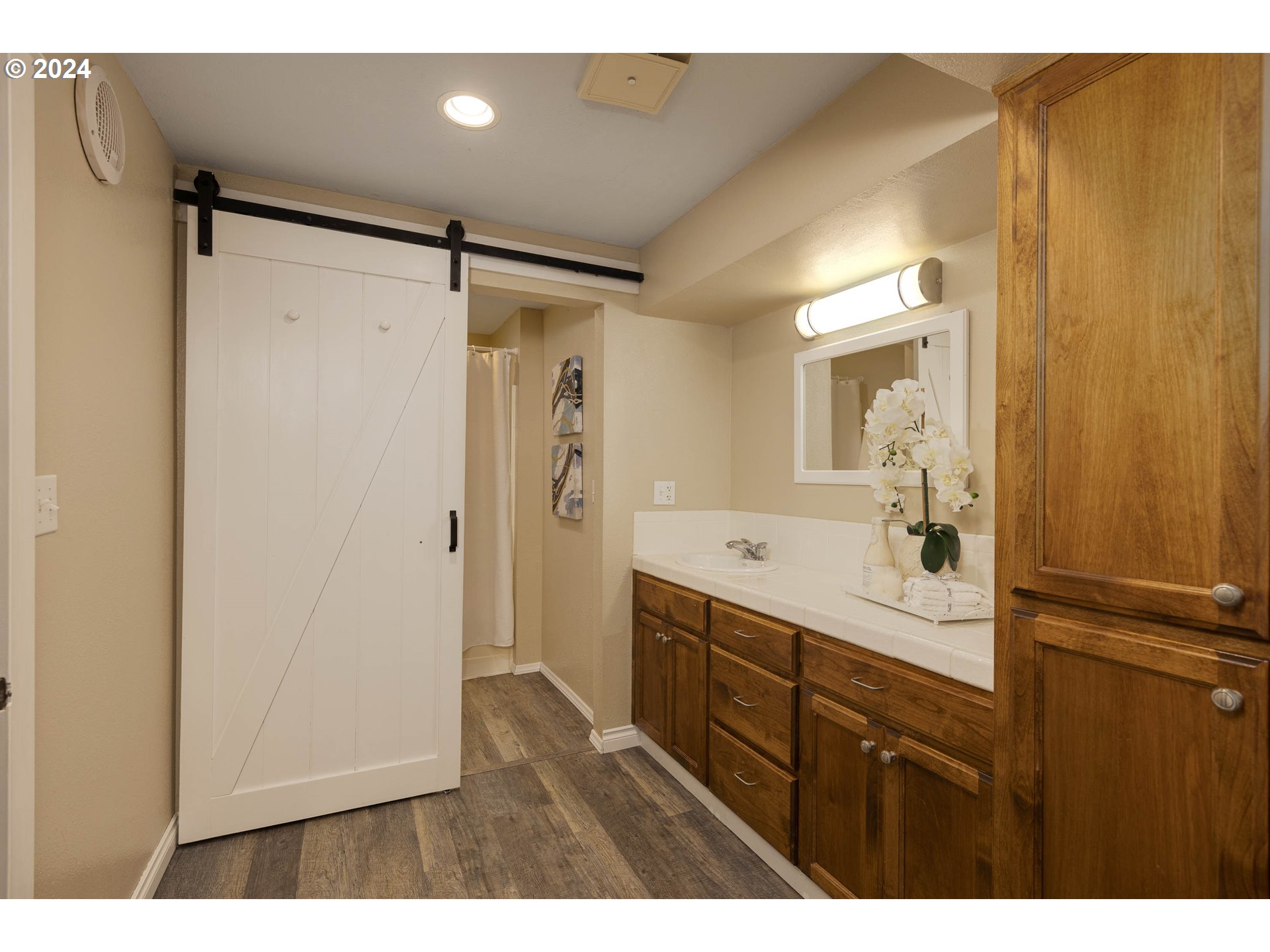 15845 Oakdale Road Dallas, OR 97338 - Photo 23 of 35
