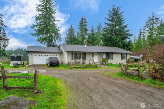 $950,000 | 14435 Vail Cut Off Road Southeast, Rainier, WA 98576