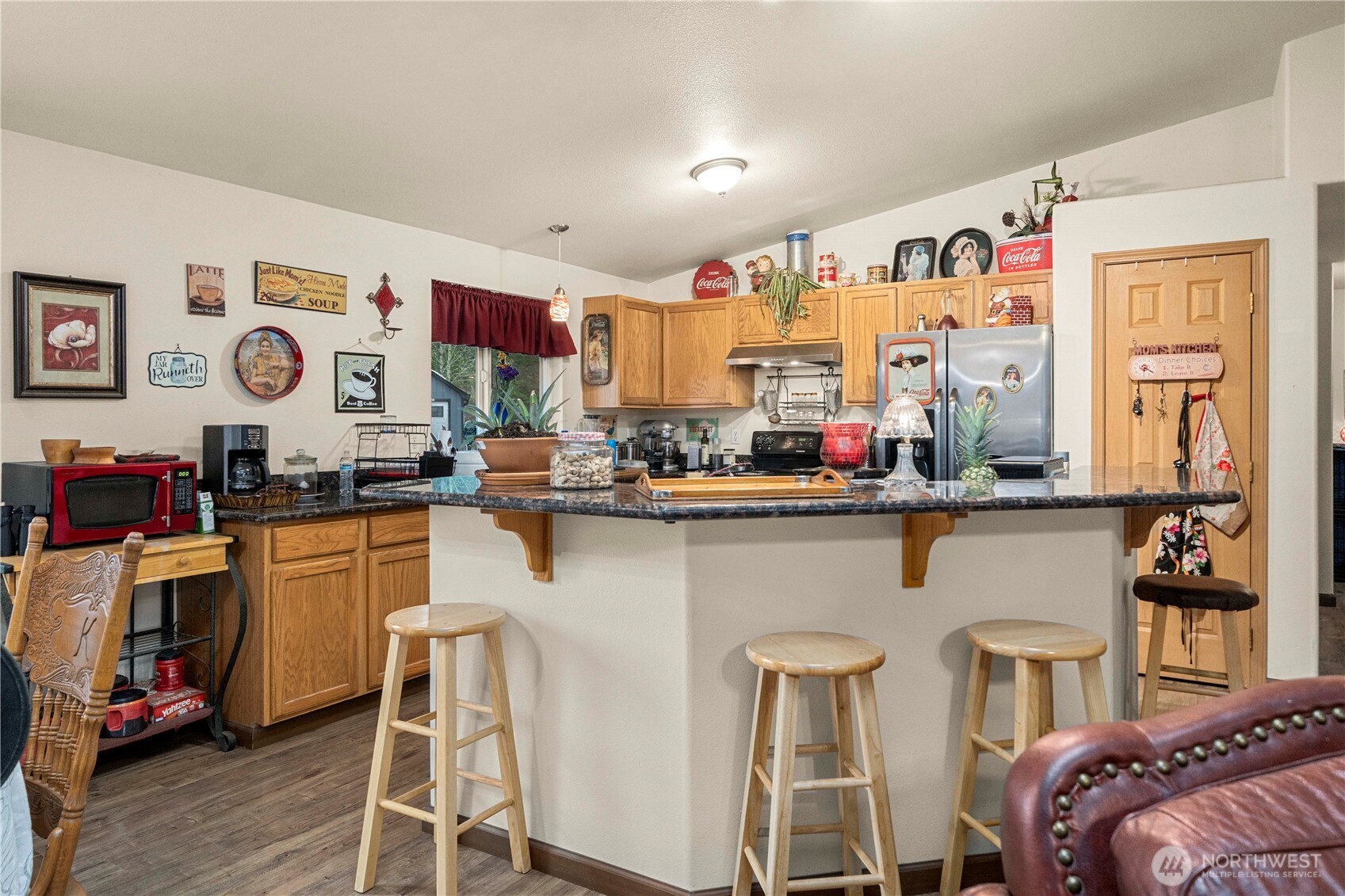 14435 Vail Cut Off Road Southeast Rainier, WA 98576 - Photo 8 of 37