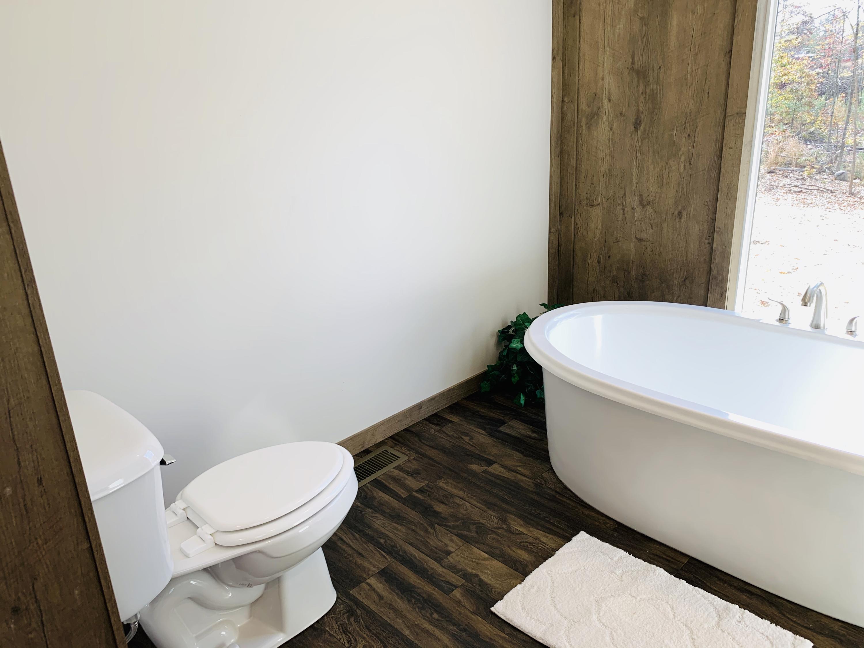 1271 Flint Hill Road Moneta, VA 24121 - Photo 21 of 32 IMG_6494