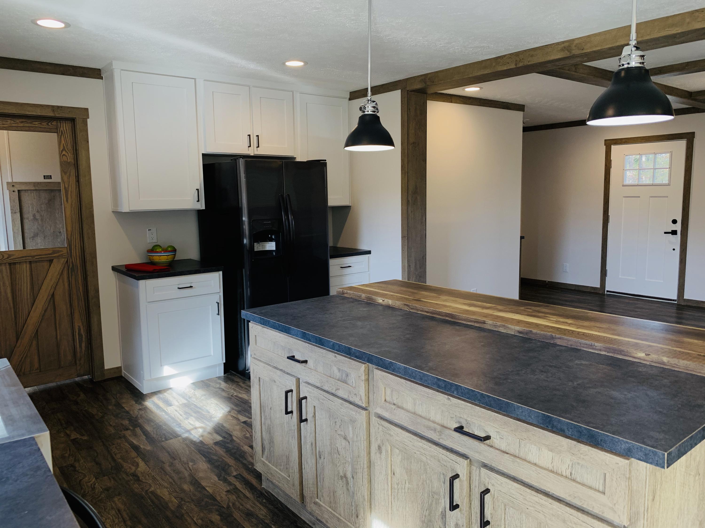 1271 Flint Hill Road Moneta, VA 24121 - Photo 10 of 32 IMG_6482