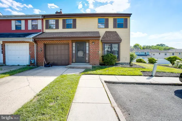 $320,000 | 201 Charing Way, Mount Laurel, NJ 08054