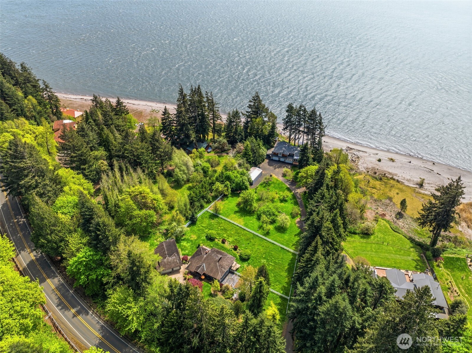 16 Little Cape Horn Road Cathlamet, WA 98612 - Photo 5 of 32 a view of a garden with plants