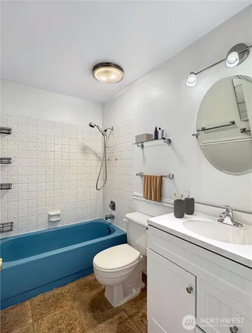 $390,000 | 7909 218th Street Southwest, Unit 4, Edmonds, WA 98026