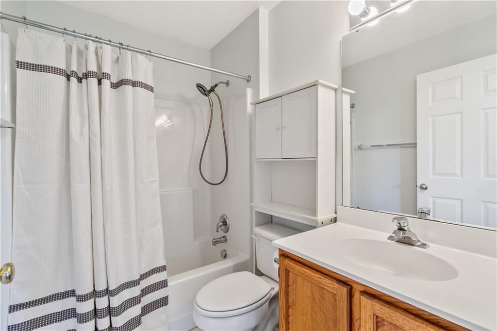 258 Field Club Circle McKees Rocks, PA 15136 - Photo 17 of 25 Gallery Image 17