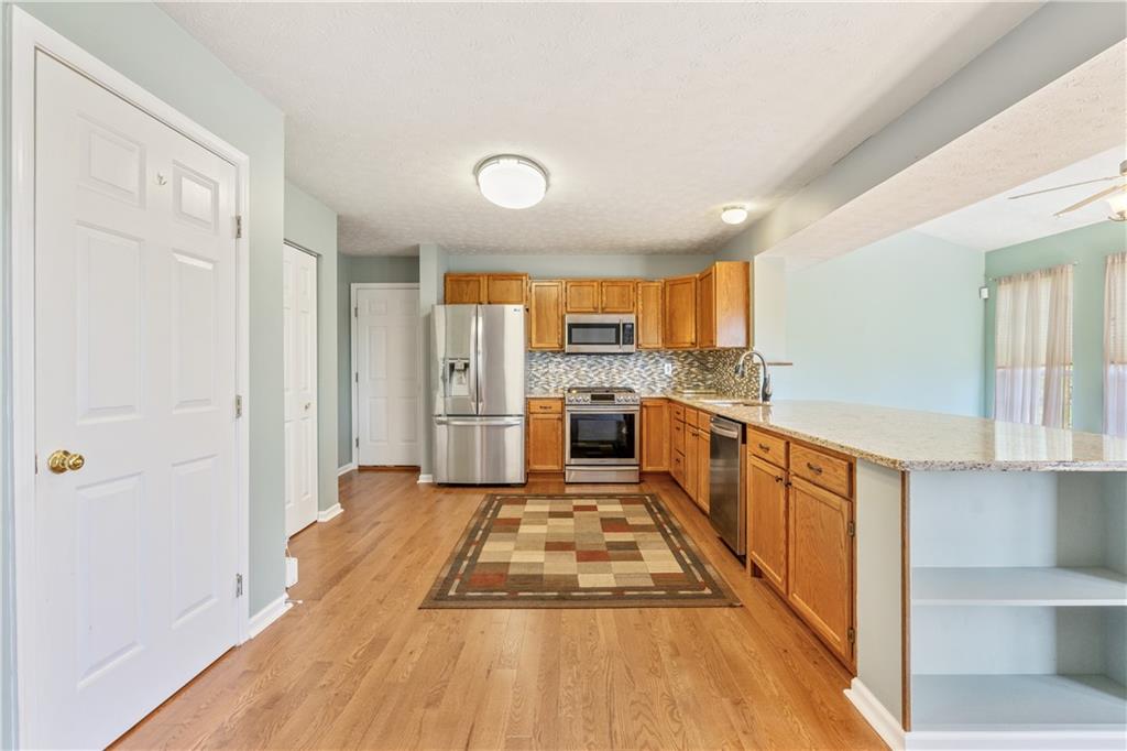 258 Field Club Circle McKees Rocks, PA 15136 - Photo 7 of 25 Gallery Image 7