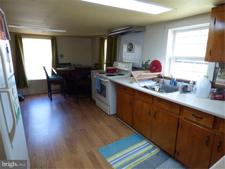 2691 Monmouth Road Jobstown, NJ 08041 - Photo 2 of 16