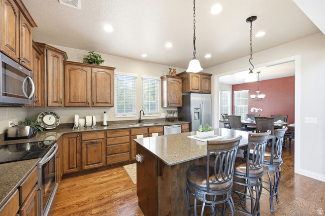 4516 Sebago Way South Jordan, UT 84009 - Photo 19 of 50