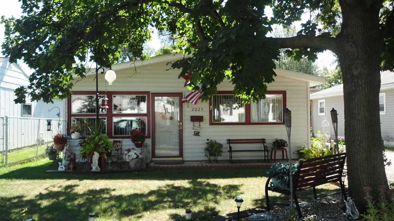2025 Cherokee Road Fort Wayne, IN 46808 - Photo 1 of 10 Gallery Image 1