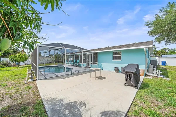 $419,000 | 5032 Linda Street, Venice, FL 34293