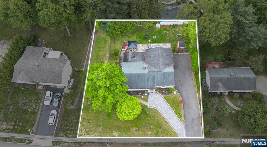 210 Alps Road Wayne, NJ 07470 - Photo 26 of 31