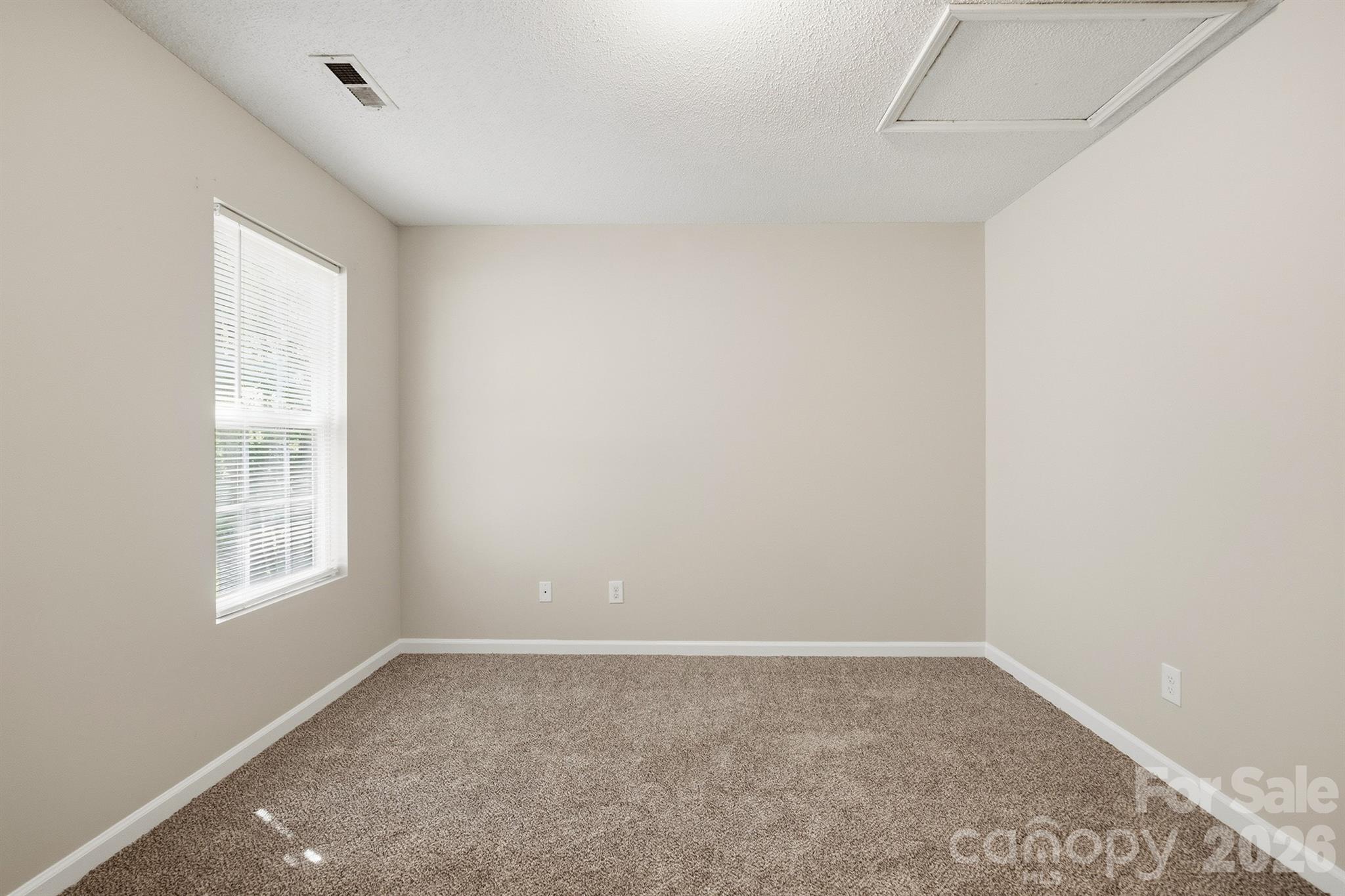 1057 19th Street Northeast Hickory, NC 28601 - Photo 12 of 19
