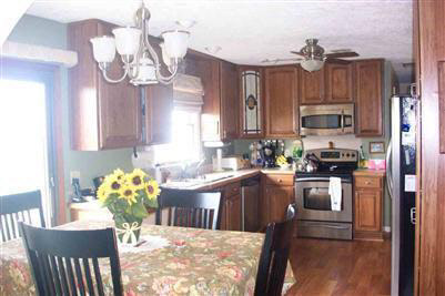 10187 North Bray Road Clio, MI 48420 - Photo 5 of 12 20215686-4.JPG