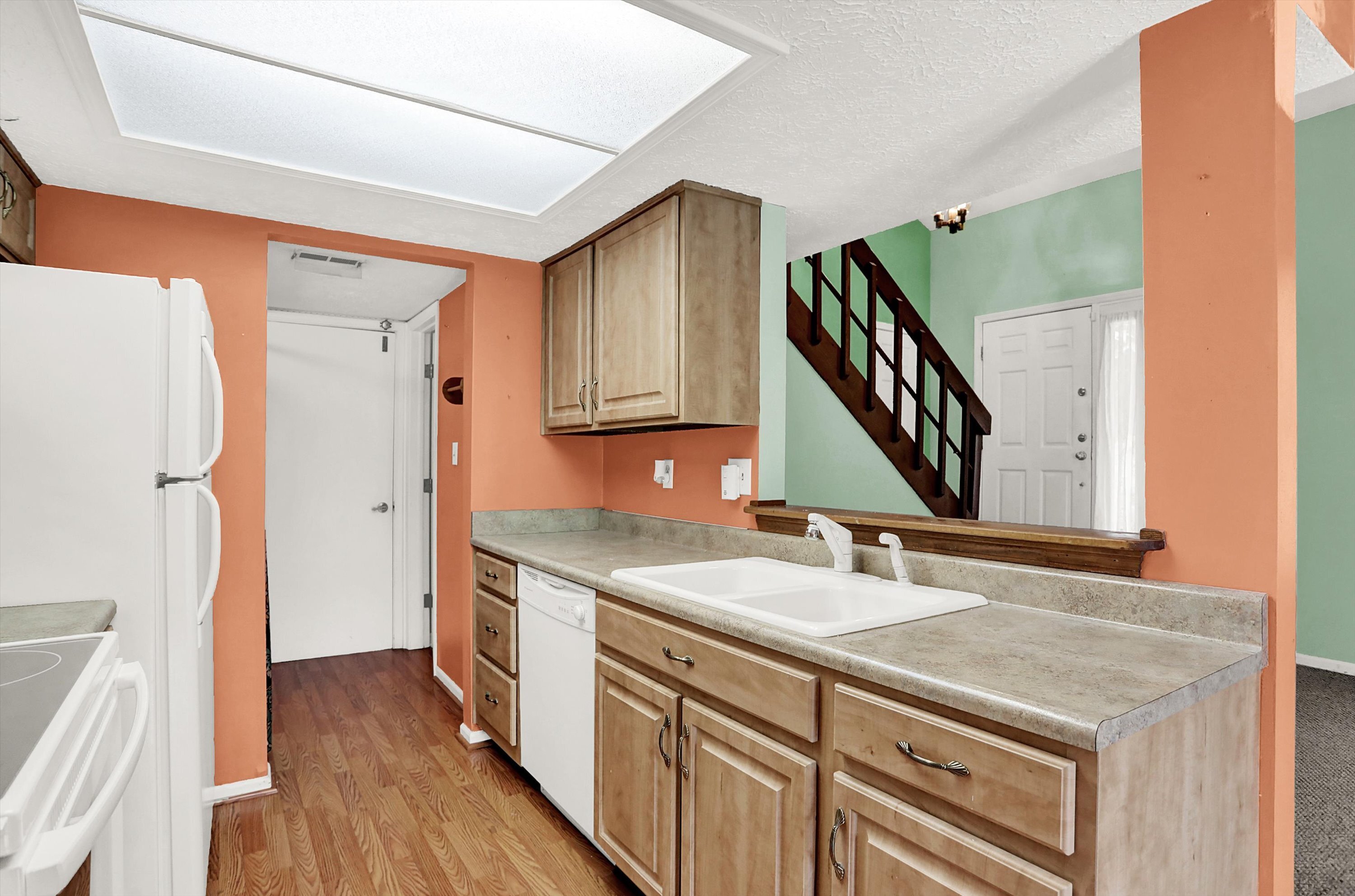 7889 Hunters Path Indianapolis, IN 46214 - Photo 11 of 54