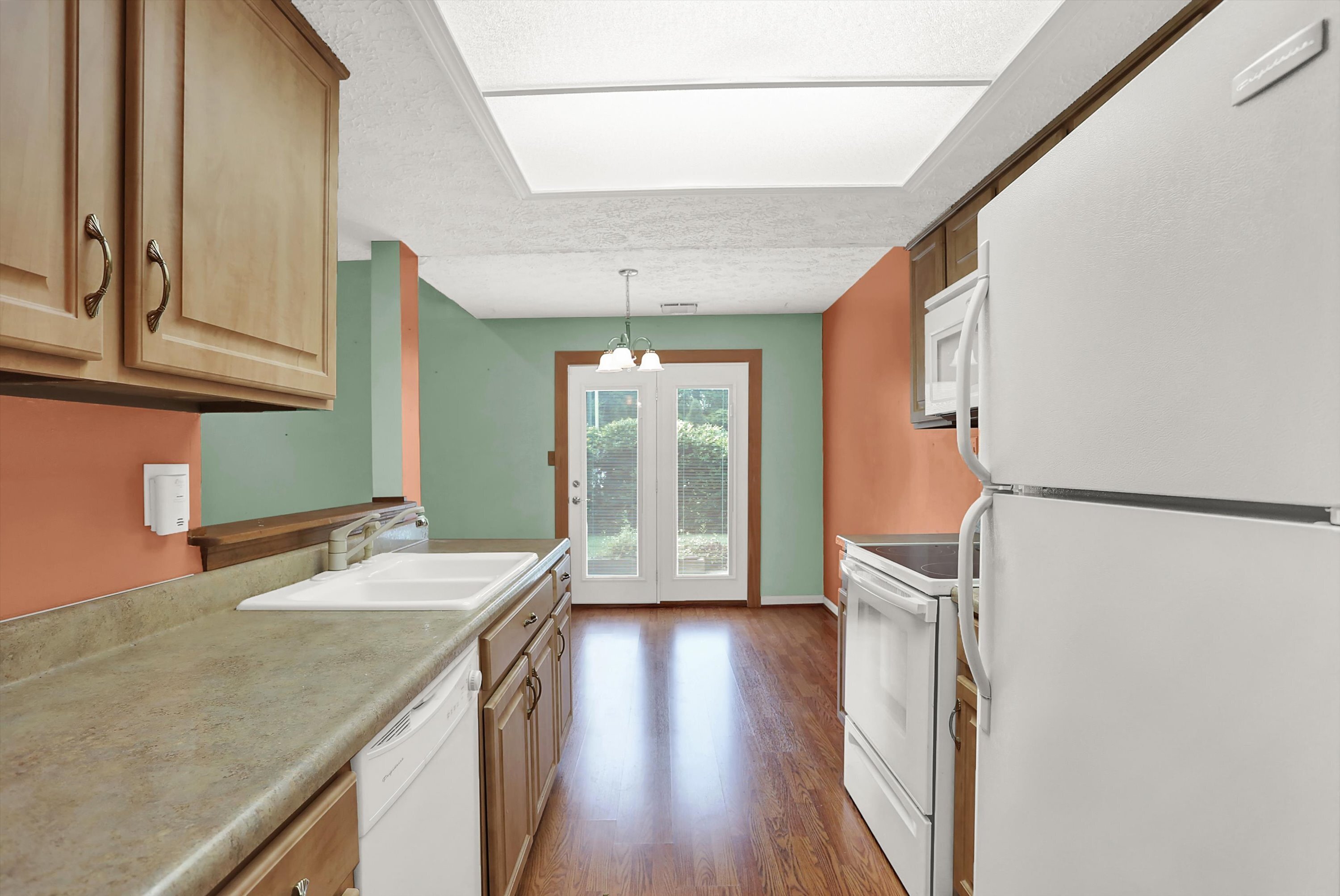 7889 Hunters Path Indianapolis, IN 46214 - Photo 13 of 54