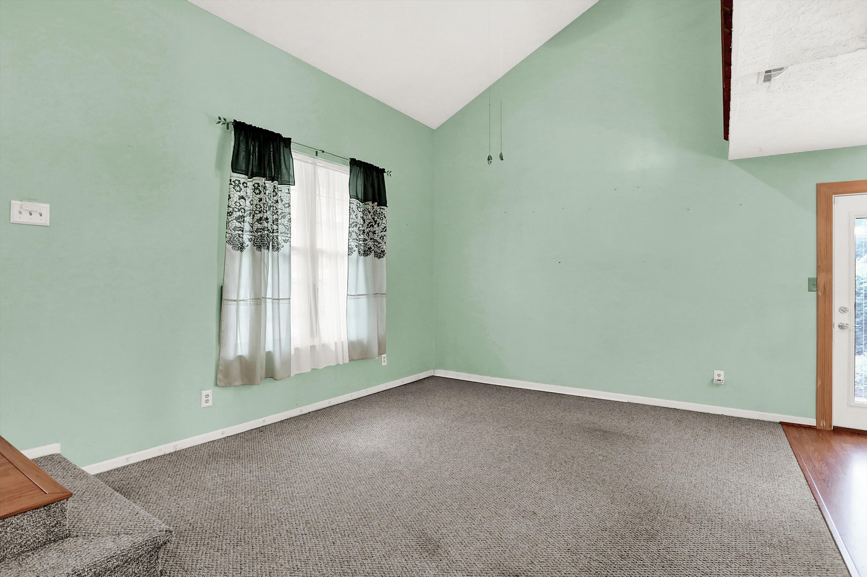 7889 Hunters Path Indianapolis, IN 46214 - Photo 5 of 54