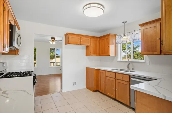 $605,000 | 23523 Millville Way, Millville, CA 96073
