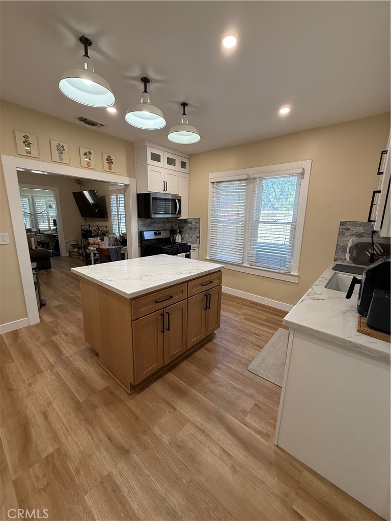4193 5th Street Riverside, CA 92501 - Photo 6 of 16