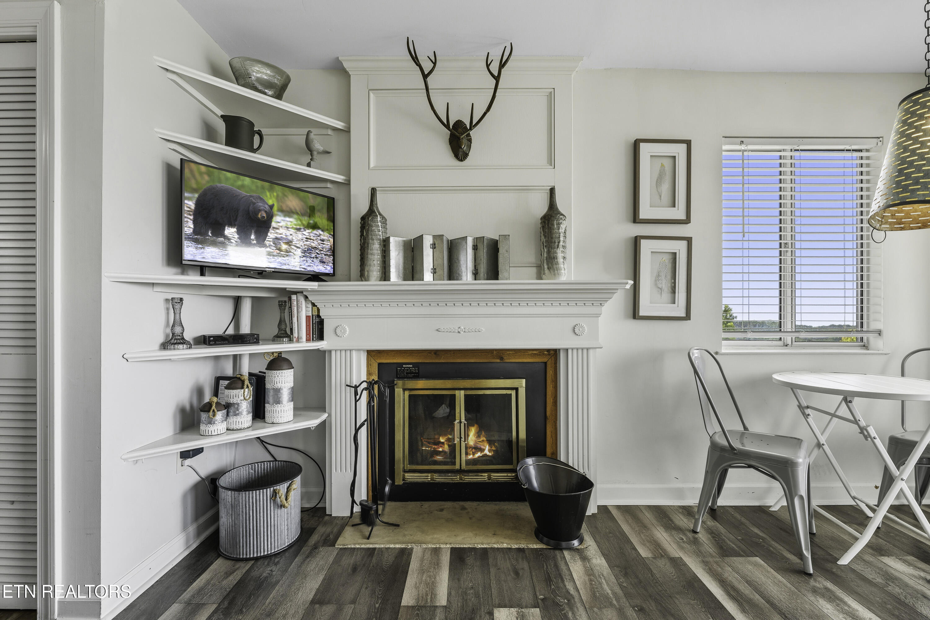 1260 Ski View Drive, Unit 7102 Gatlinburg, TN 37738 - Photo 5 of 35 Fireplace