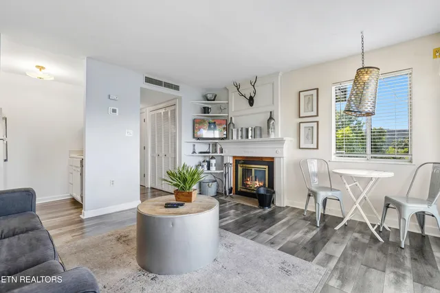 $179,999 | 1260 Ski View Drive, Unit 7102, Gatlinburg, TN 37738